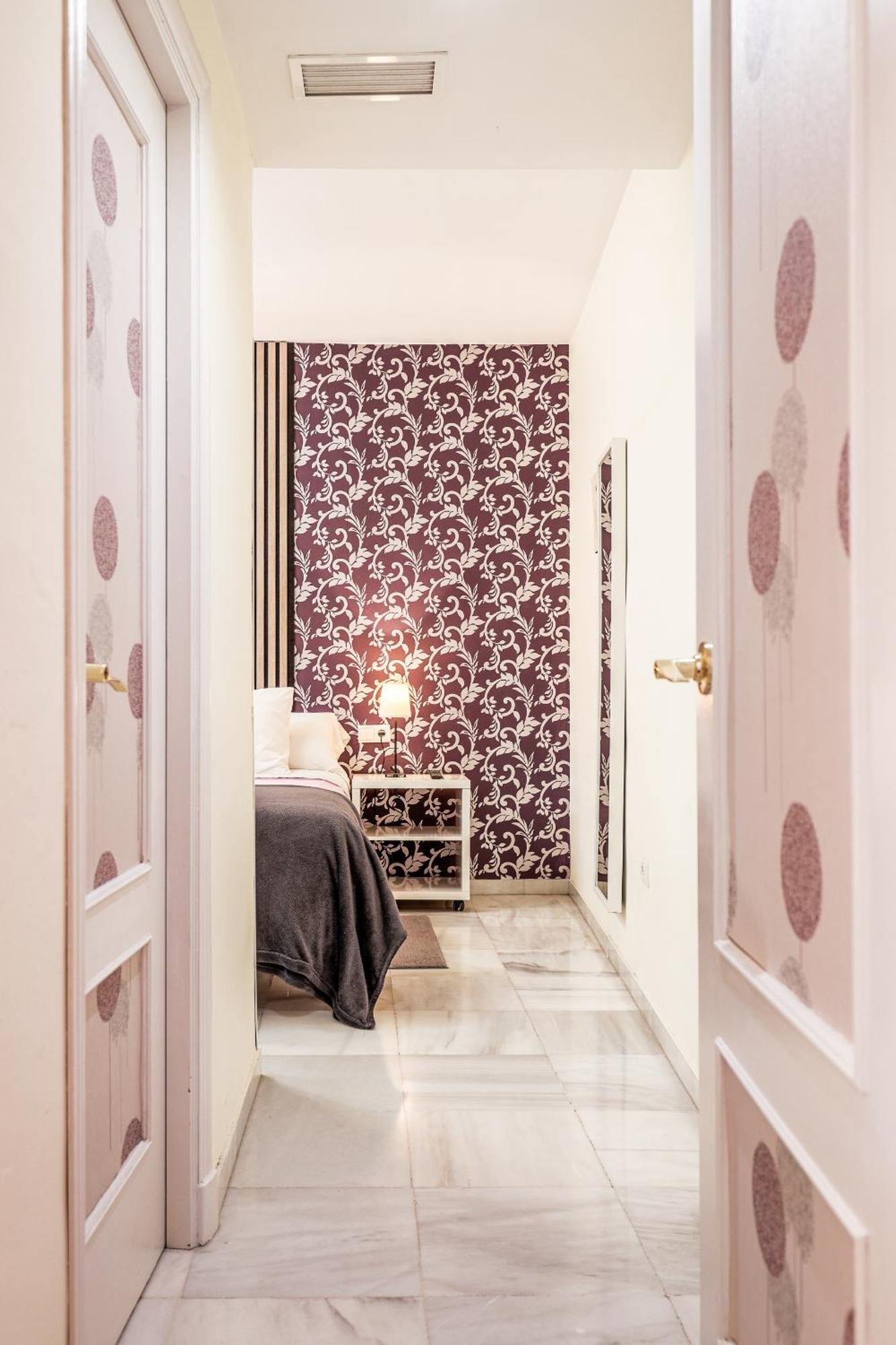 San Jacinto Sevilla Best Location Apartment Triana Luaran gambar