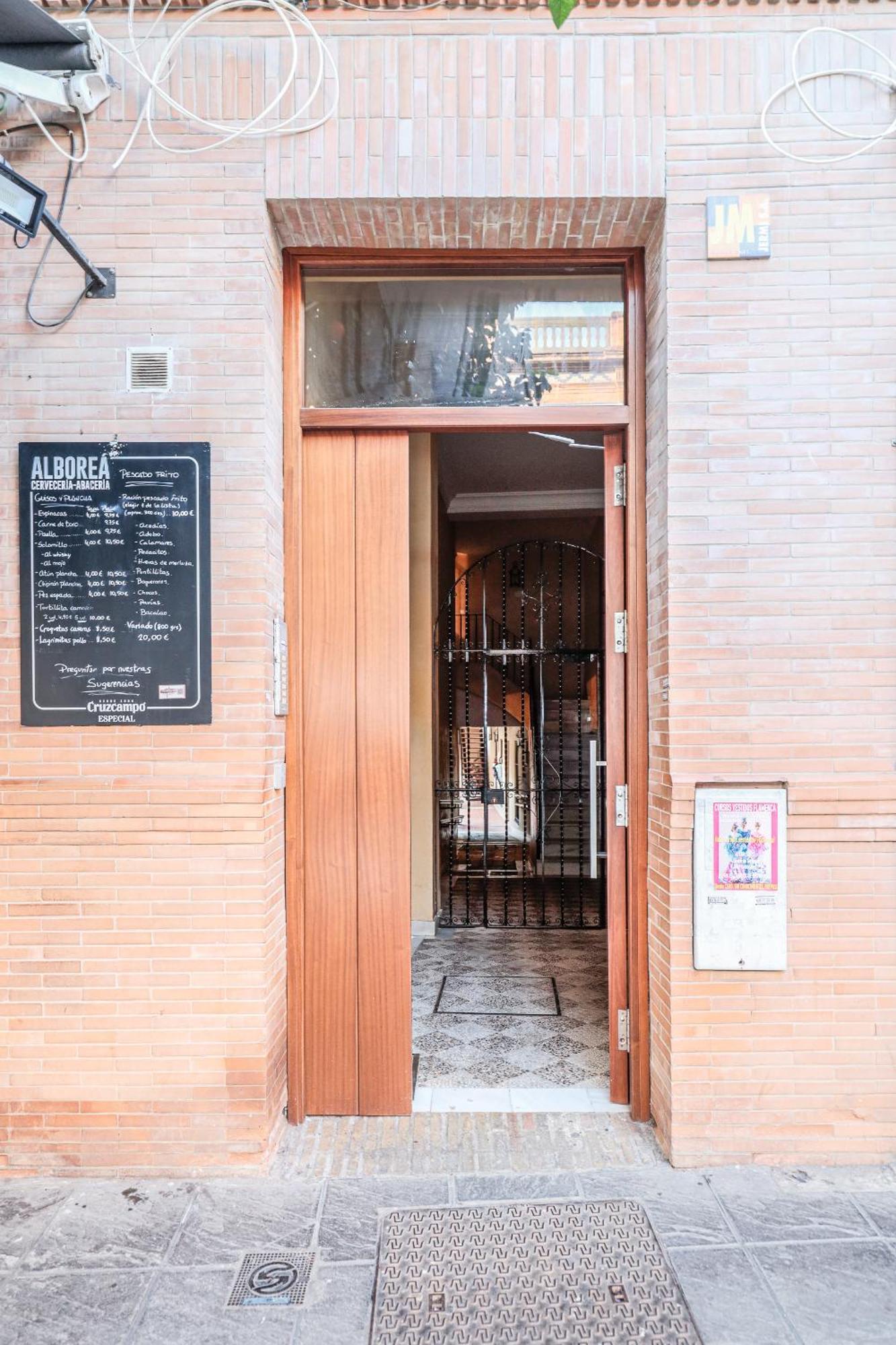 San Jacinto Sevilla Best Location Apartment Triana Luaran gambar